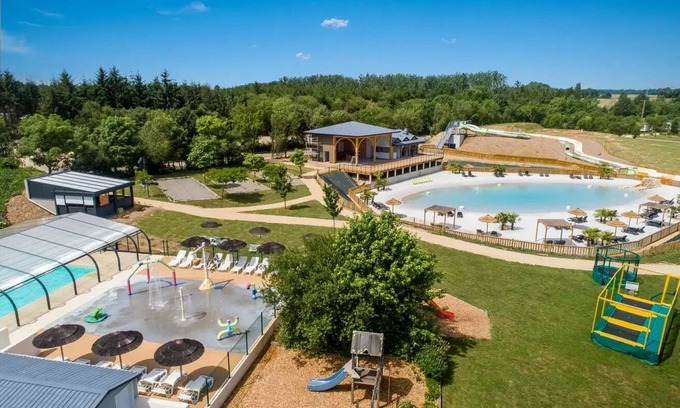 Aubigny-les-Clouzeaux House | Camping Campilô* - Mobile Home Privilège TV LV Clim 3 rooms 4/5 people