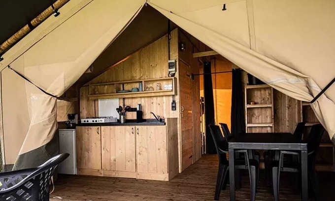 Saint-Bonnet-le-Chateau House | Camping de la Belle Etoile * - Woody 25 luxury safari tent for 4 people including sanitary facilities and kitchen. 4 people