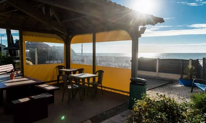 Saint-Michel-Chef-Chef House | Camping du Bord de Mer * - Comfort mobile home 1 bedroom + terrace - Sea View 2 people