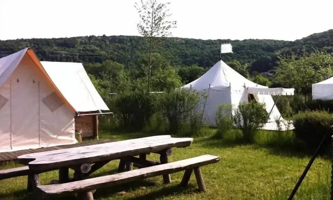 Ornans House | Camping Ecologique la Roche d'Ully* - Canadian Lodge 2 Rooms 2 People PRM Without Sanitary