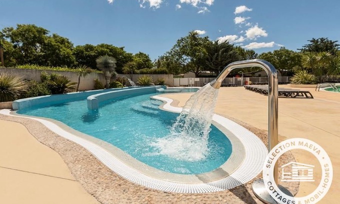 Gallargues-le-Montueux House | Camping Les Amandiers **** - Maeva Camping - Mobile Home 3 Rooms 5 People