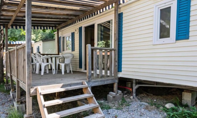 Lavelanet House | Camping Le Pré Cathare *** - Mobilhome for 6 People