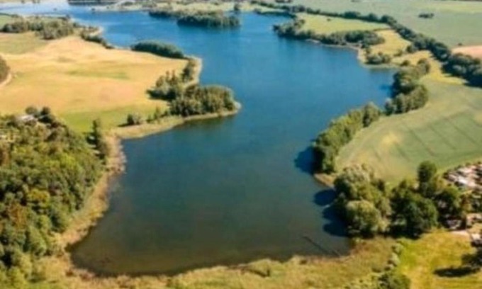 Carpin Other | Camping - Wohnmobilstellplatz in der Mecklenburgischen Seenplatte Strom & Wasser vor Ort