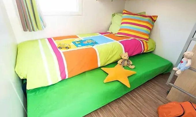 Les Ollieres-sur-Eyrieux House | Campsite Le Mas De Champel * - Mobile Home Canvas Tithome Standard 3 rooms 4/5 people Without Sanitary