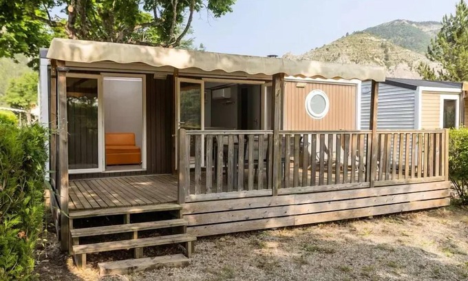 Orpierre House | Campsite Les Princes d'Orange * - Mobil home Comfort - 2 bedrooms 4 people