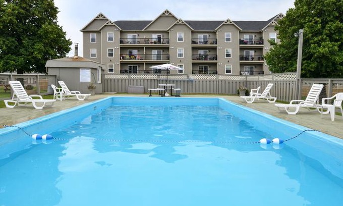 Charlottetown Hotel | Canadas Best Value Inn & Suites-Charlottetown