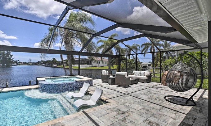 Pelican Cottage | Canal-front Cape Coral Home: Pool & Patio