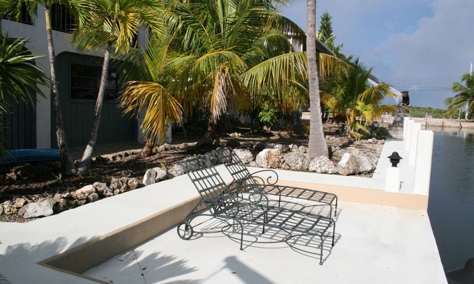 Eden Pines House | Canal Front Home in Big Pine Key