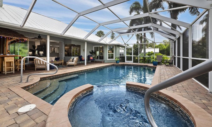 Laurel House | Canal-Front Luxury | Heated Saltwater Pool/Spa | Fishing Dock | Near the Beach!