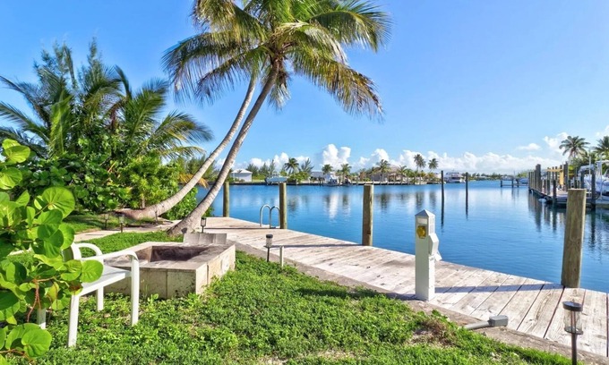 Treasure Cay House | Canal Front Private Home in Treasure Cay, Bahamas With Dock and Generator