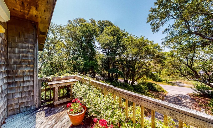 Brigands' Bay House | Canalfront home with a deck, sound access, central AC, WiFi, washer/dryer