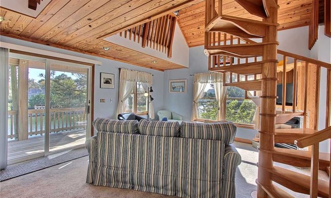 Brigands' Bay House | CANALFRONT in Frisco w/ RecRoom