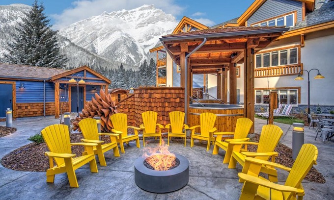 Banff Hotel | Canalta Lodge