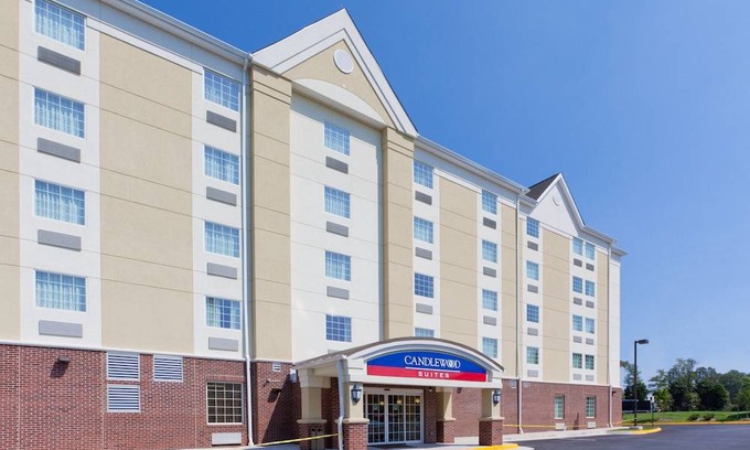 Lakeview Hotel | Candlewood Suites Manassas, an IHG Hotel