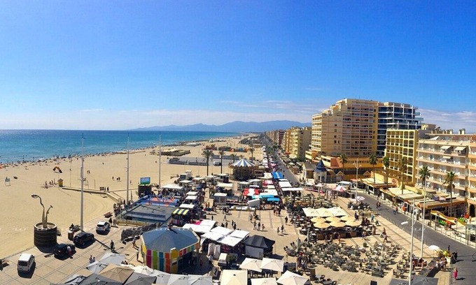 Le Grand Large Apartment | Canet Plage, beautiful 70 m² apartment with all mod cons