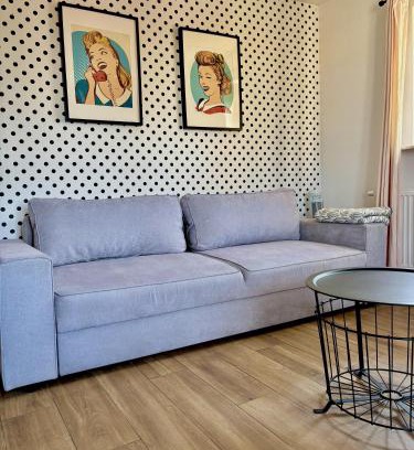 Srodmiescie Połnocne Apartment | Canoe 2-Bedroom Apartment with City View in Central Warsaw