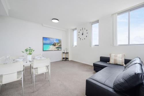 Canterbury Apartment | Canterbury Modern 2Br Apt Near Woolworths