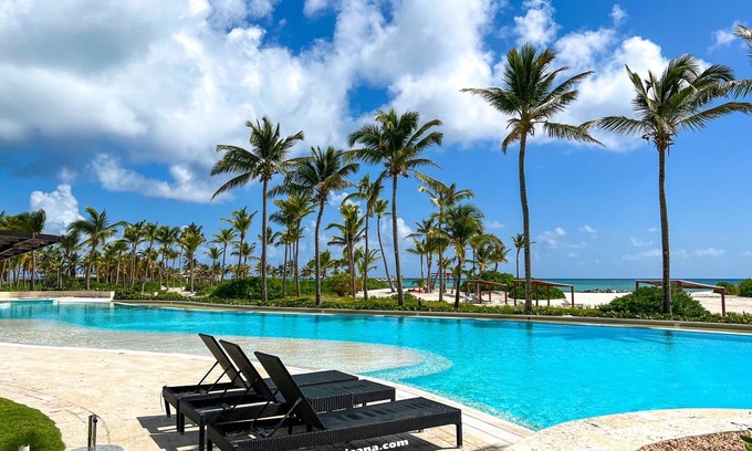 Cap Cana Marina Apartment | Cap Cana Marina apartment, 2 Bd, 2 min walk to the beach