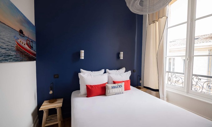 Bordeaux City Centre Bed & Breakfast | CAP FERRET room ideal for 2 people