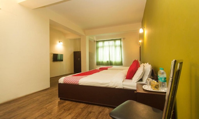 Sungava Hotel | Capital O Dilchen Residency
