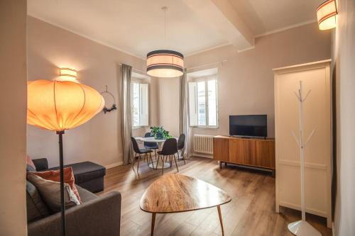 Rione VI Parione Apartment | Cappellari Campo dei Fiori int 3