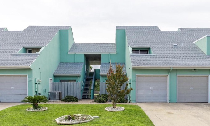 Corpus Christi House | Captain's Cottage CPV239K
