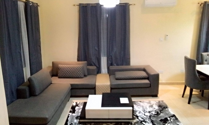 Ojodu House | Captain’s Lodge (Gorgeous 2 Bedrooms Townhouse in serene environs)