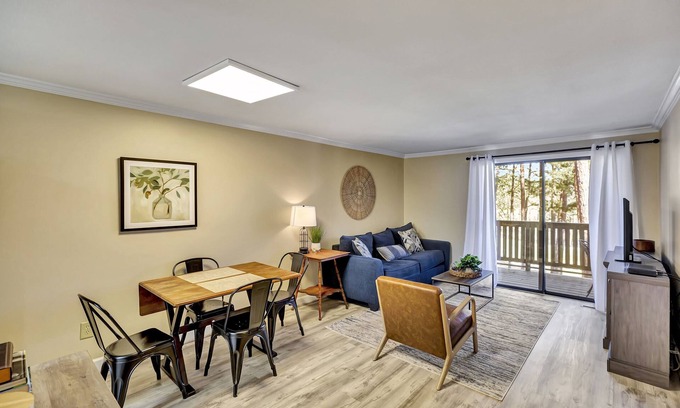 Salem Villa | Captains Walk 103 In Keowee Key