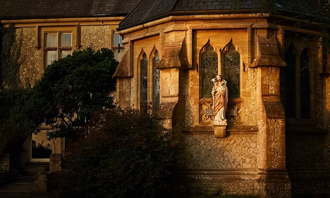 Totland Bay House | Captivating 6-Bed Manor House in Totland Bay
