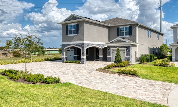 Galilee House | Captivating Home with Games & Themed Rooms near Disney by Rentyl - 348S