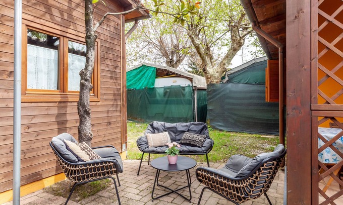 Marina di Massa RV Rental | Caravan "Bungalow Ornella" with Private Terrace & Wi-Fi
