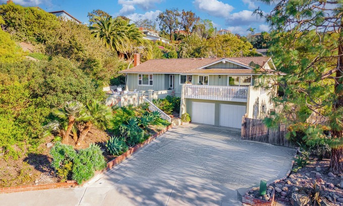 Carlsbad House | Carlsbad Lagoon Beach Serenity