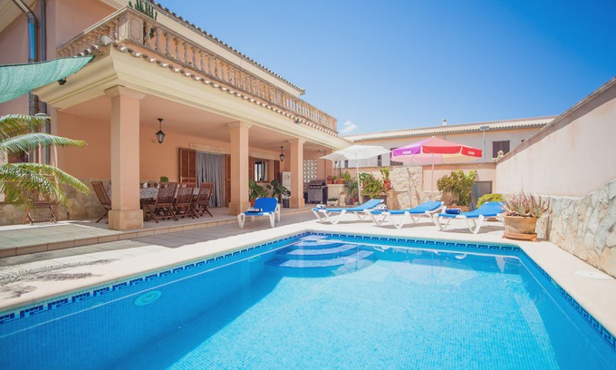 Muro Villa | Cas Barber - Four Bedroom Villa, Sleeps 8