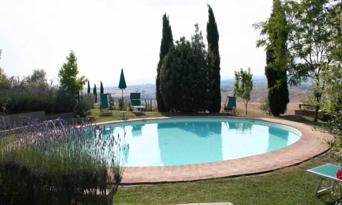 Ponte di Gabbiano Villa | Casa Aurora has been divided into two apartments, each with private entrance. Both apartments are ch