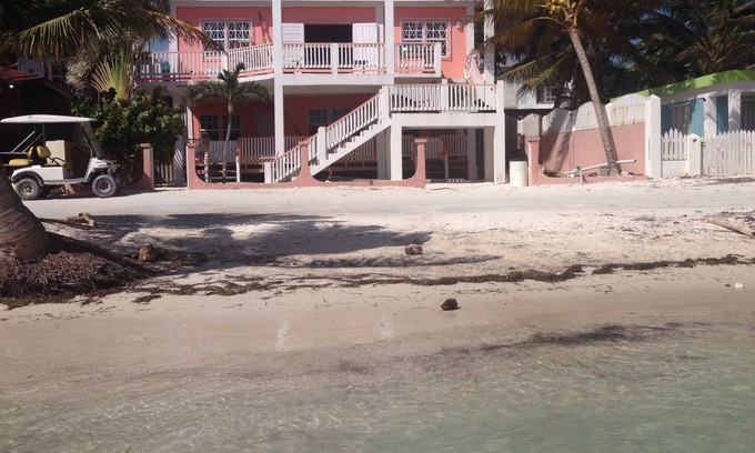 San Pedro Condo | Casa Azriel, Beach Front 1 bedroom with great location!