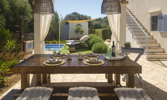 Cala Llombards Villa | Casa Azul. Beach house for 4 adults + 1 baby in Cala Llombards