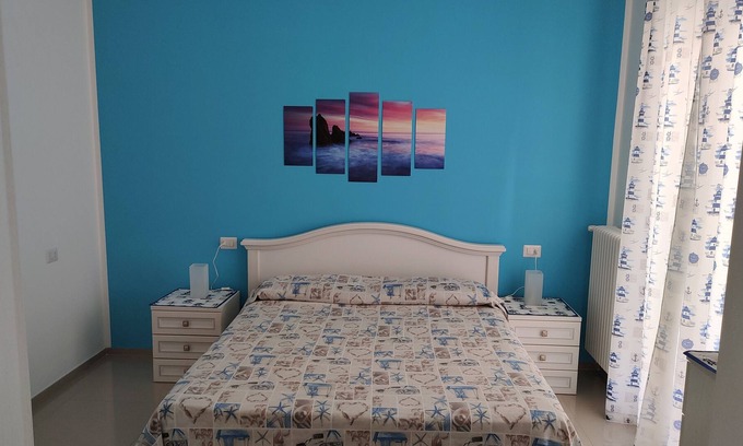 Chiesiola Apartment | Casa Azzurra a few steps from the sea
