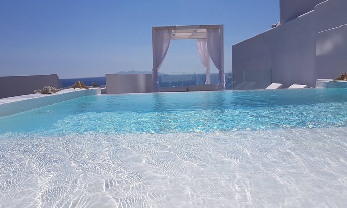 Kamari Hotel | Casa Bella