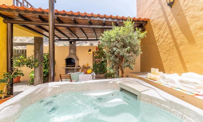 La Yedra House | Casa Bellavista by I N Z U L A E