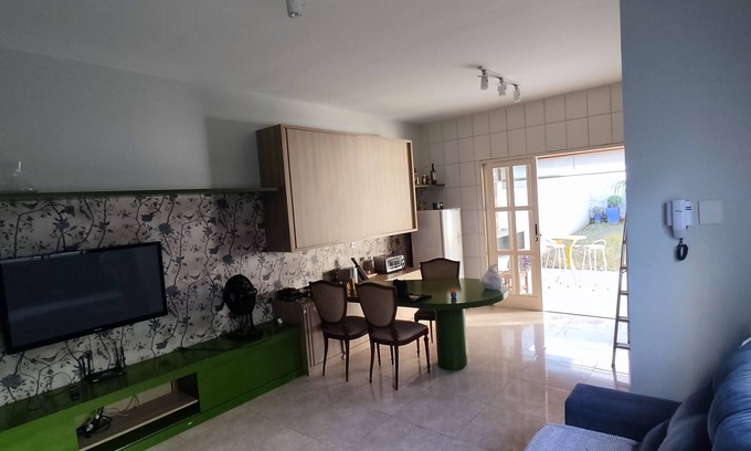 Tiete House | Casa bem Localizada e Segura Para Crianças. Vizinhança Silenciosa. Aceita Pets