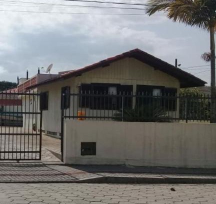 Morrinhos House | casa bombinhas