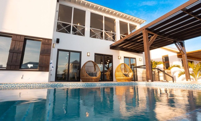 San Pedro Villa | Casa Bonita + Pool Club at Mahogany Bay