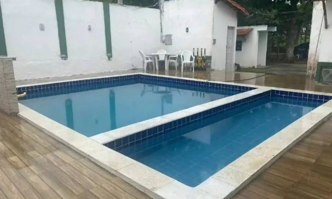 Flamengo House | Casa Térrea Aconchegante de 1/4 a 300 Metros da Praia em Condomínio Fechado