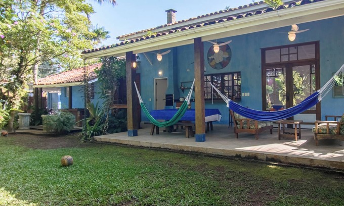 Barra do Una House | Casa na Vila Barra do Una com Churrasqueira