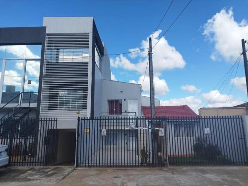 Uvaranas House | Casa central 74 com ótima localização