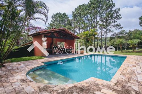 Ibiuna House | Casa com ampla área verde e piscina em Ibiúna