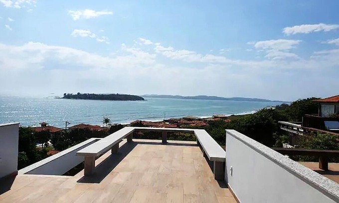 Rasa House | Casa com piscina e churrasqueira em Búzios/RJ