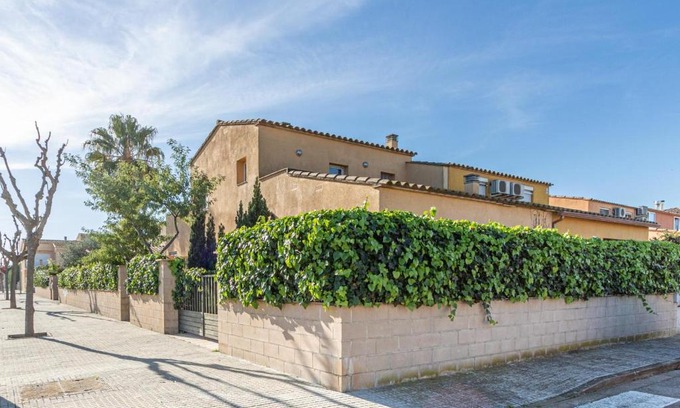 Sant Pere Pescador House | Casa con Jardín Privado, 3 Habitaciones, Terraza y Garaje en Sant Pere Pescador - ES-89-100