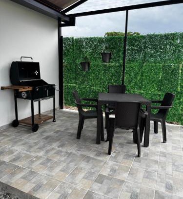Acacias House | Casa con Parrilla y Espacios al Aire Libre