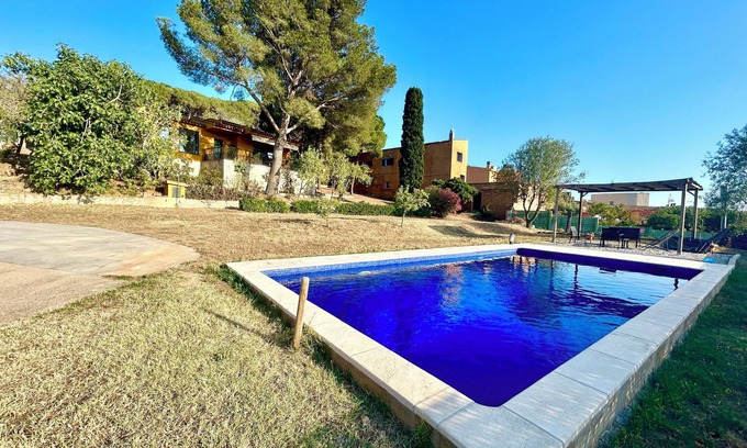 Palamos House | Casa con Piscina y Jardín en Palamós Para 6 Personas